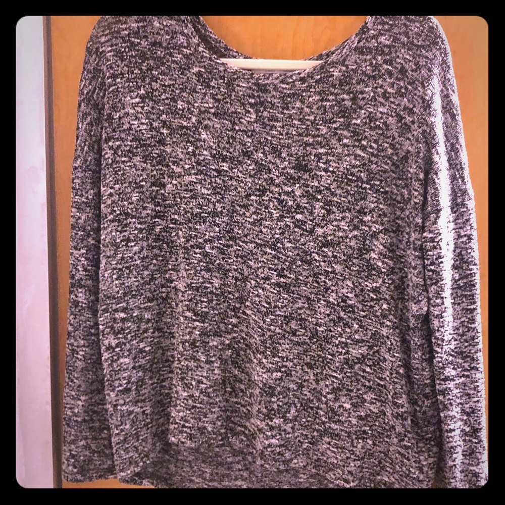 Tresics Grey Long-Sleeved Sweater, Size S